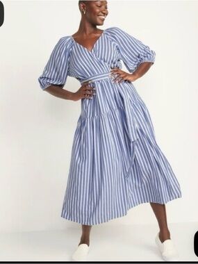 Old Navy Wrap Dress Blue and White Sz 3X